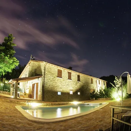Casa de Férias Bright Holiday In With Swimming Pool *